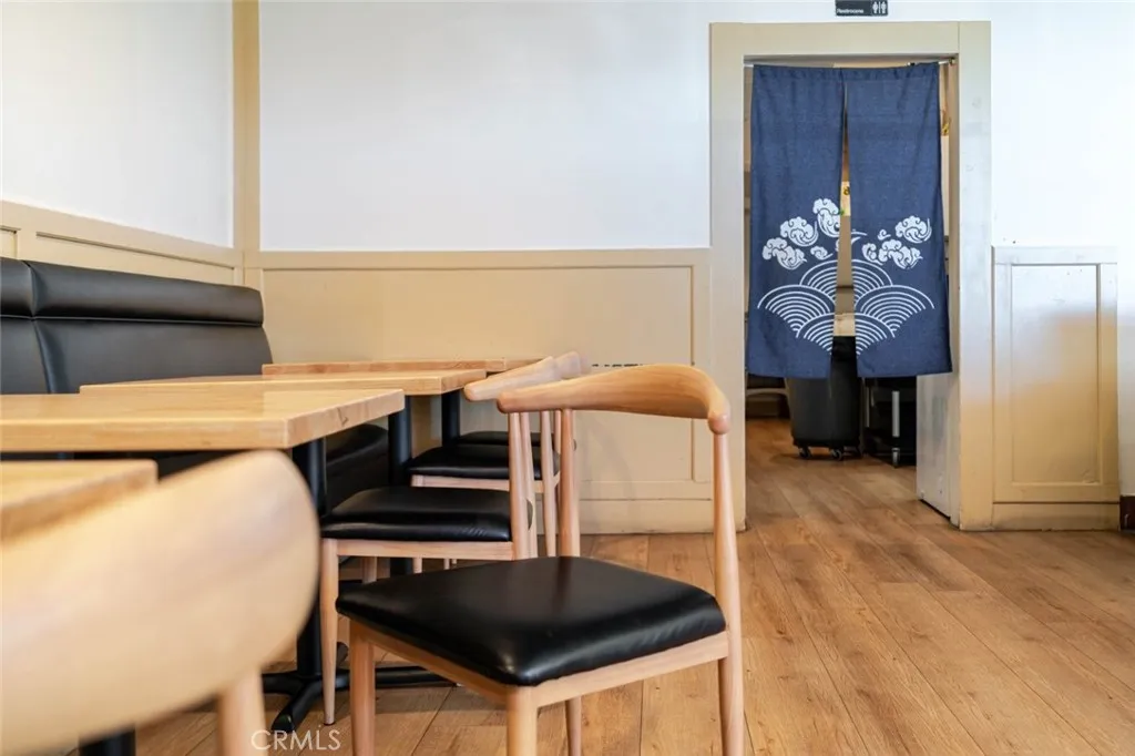 Additional image 12 of 25712 The Old Road, Valencia, CA 91381