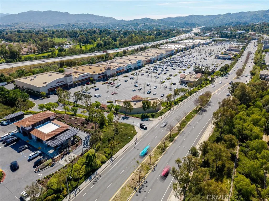 Additional image 31 of 25712 The Old Road, Valencia, CA 91381