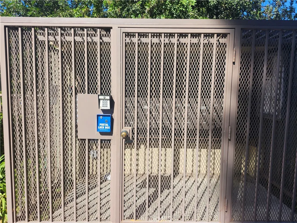 Additional image 9 of 849 E Victoria St Unit 209, Carson, CA 90746