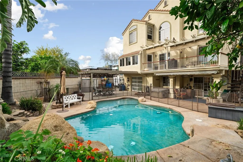 Additional image 117 of 334 Lakeside Ave, Redlands, CA 92373