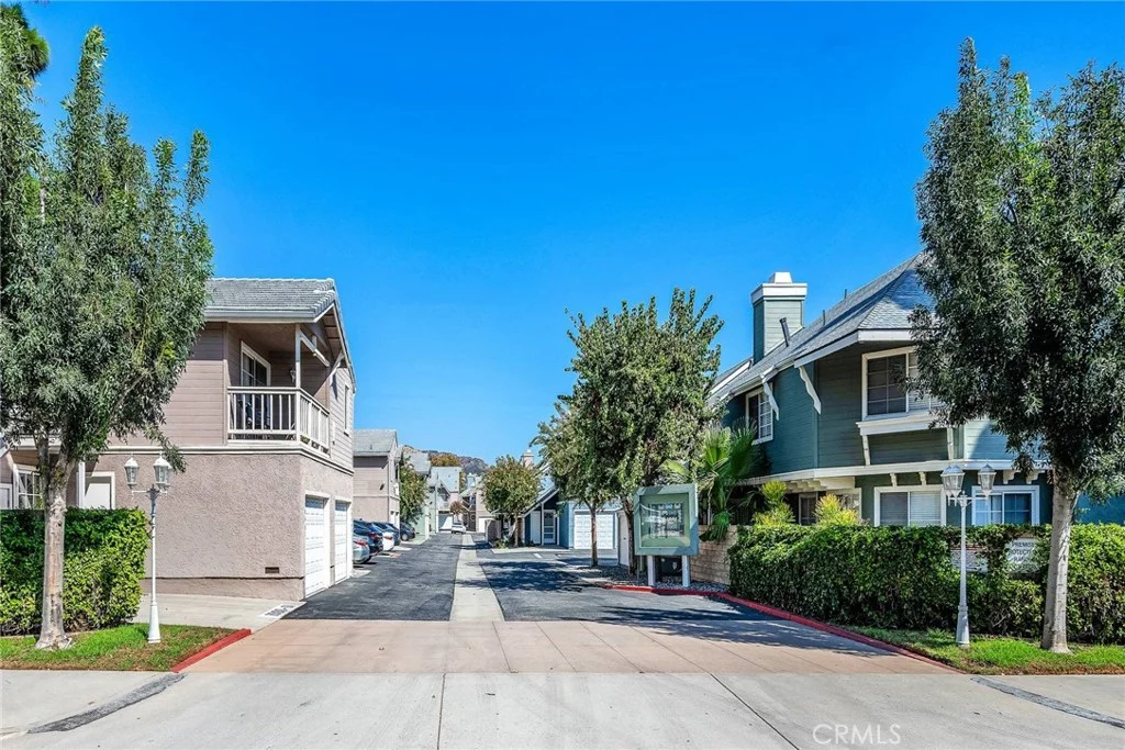 1906 Rory Lane Unit 5, Simi Valley, CA 93063