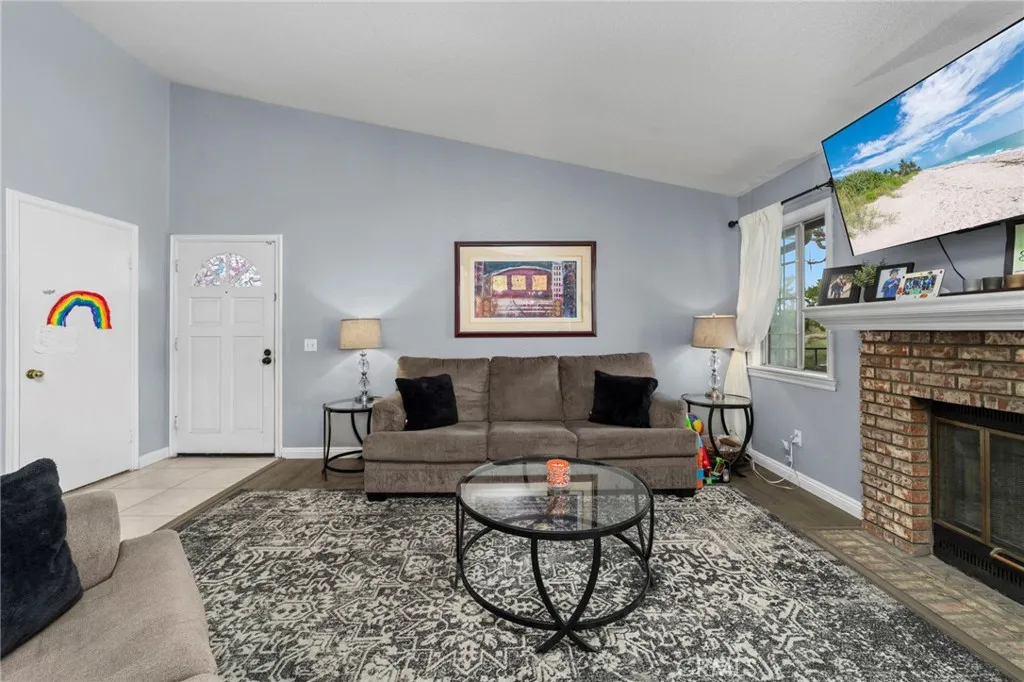 Additional image 46 of 740 E San Bernardino Road Unit 2, Covina, CA 91723