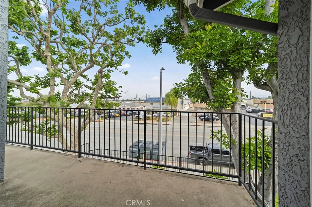 Additional image 32 of 740 E San Bernardino Road Unit 2, Covina, CA 91723