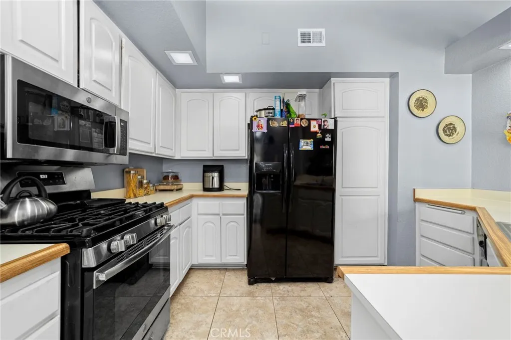 Additional image 11 of 740 E San Bernardino Road Unit 2, Covina, CA 91723