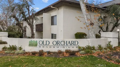 23515 Lyons Avenue Unit 210, Valencia, CA 91355 - MLS#: SR25028003