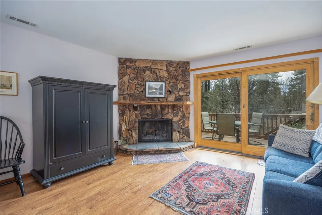 Additional image 13 of 39177 Arapahoe Road, Fawnskin, CA 92333