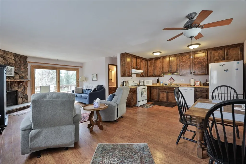 Additional image 8 of 39177 Arapahoe Road, Fawnskin, CA 92333