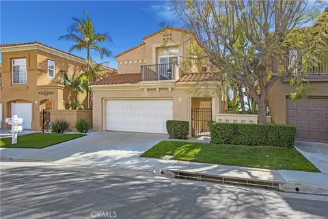 32 Blazewood, Lake Forest, CA 92610 - MLS#: OC25048006