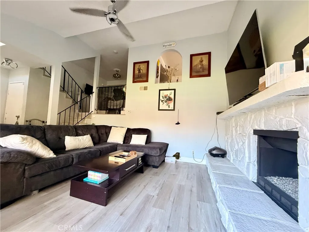 Additional image 20 of 560 Rosewood Avenue, Camarillo, CA 93010