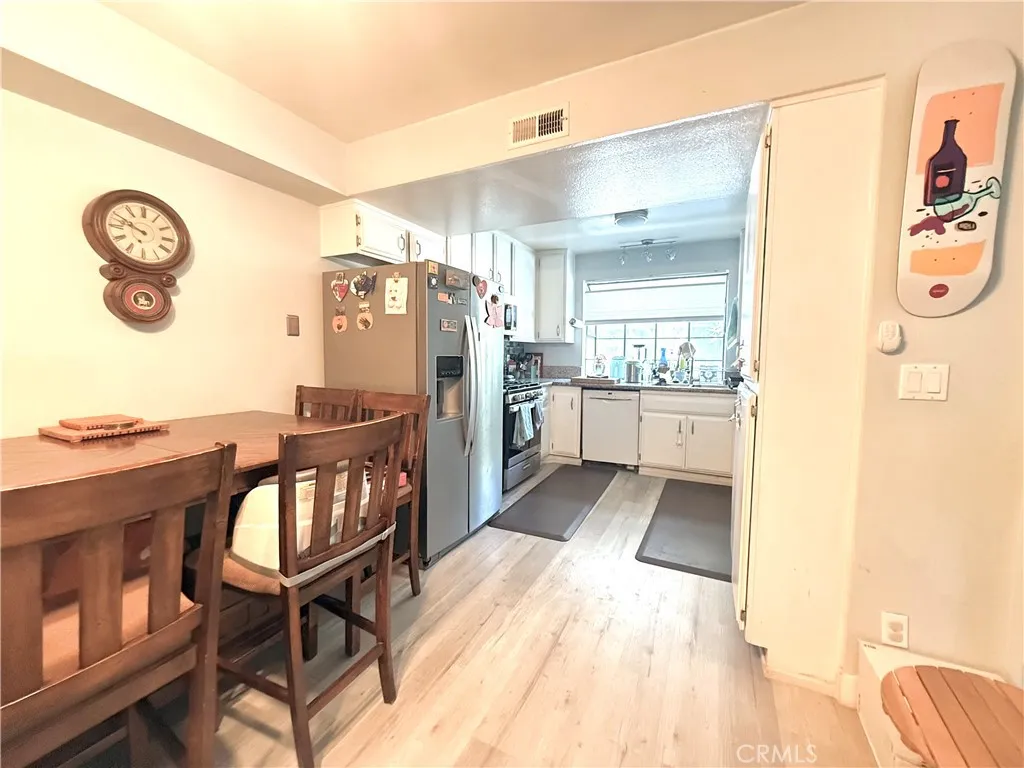 Additional image 6 of 560 Rosewood Avenue, Camarillo, CA 93010