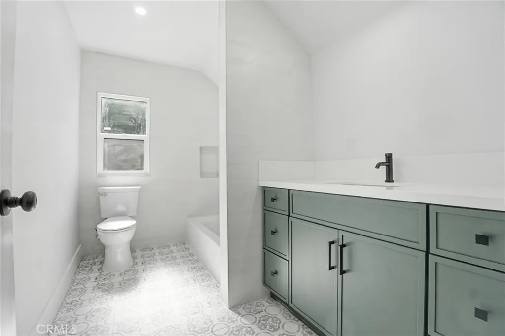 Additional image 25 of 133 S Mathews St, Los Angeles, CA 90033