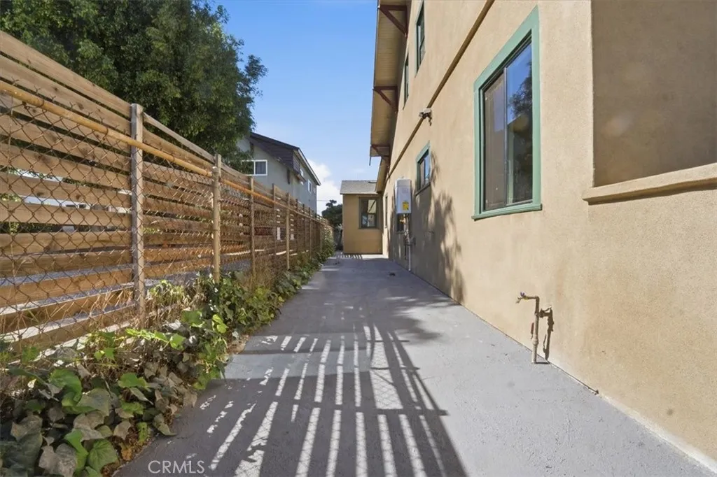 Additional image 5 of 133 S Mathews St, Los Angeles, CA 90033