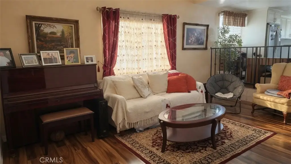 Additional image 45 of 2298 Webster Ave, Long Beach, CA 90810