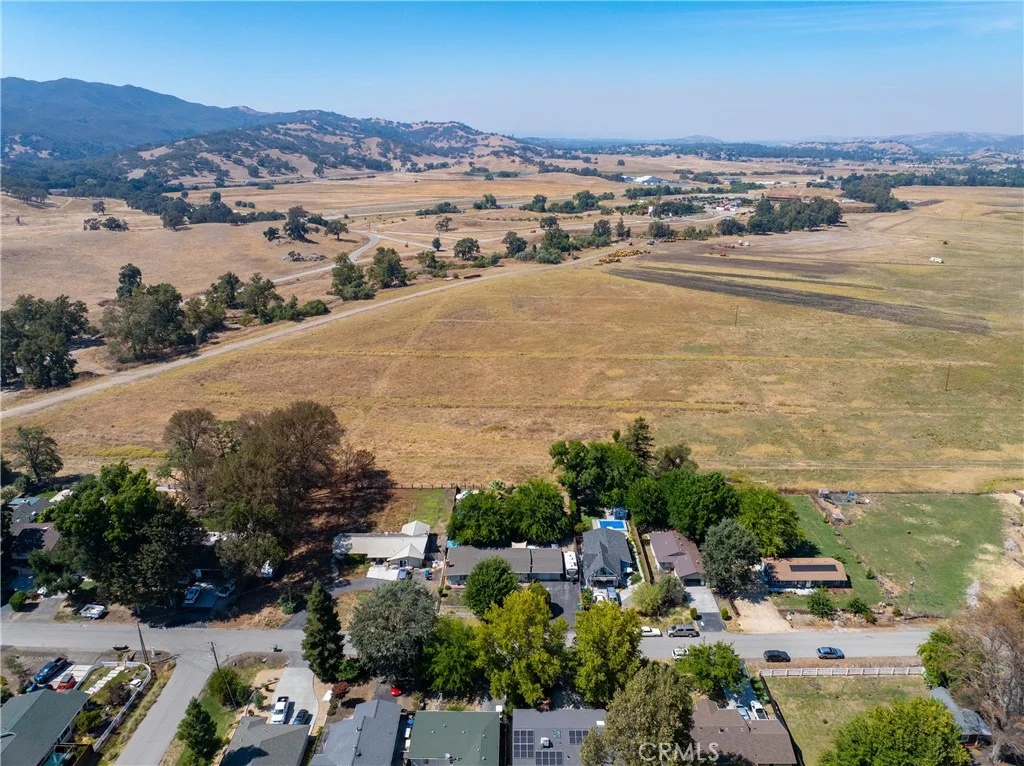 22460 F Street, Santa Margarita, CA 93453
