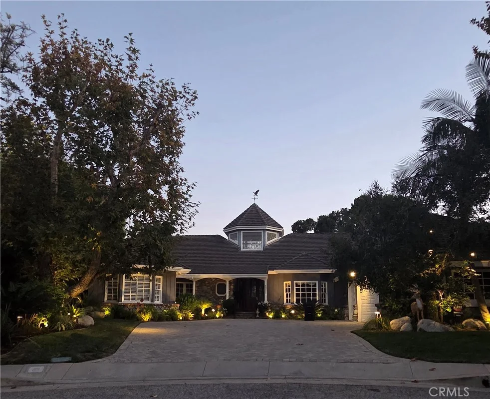 4211 Tarzana Estates Drive, Tarzana, CA 91356