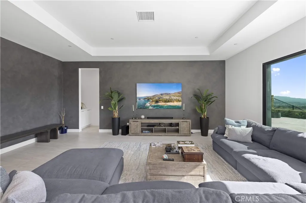 Additional image 31 of 12545 N Silver Spur Court, Porter Ranch, CA 91326