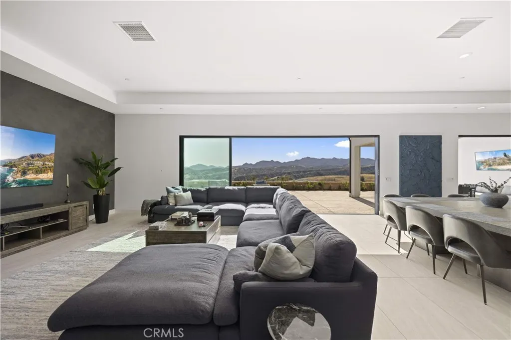 Additional image 30 of 12545 N Silver Spur Court, Porter Ranch, CA 91326