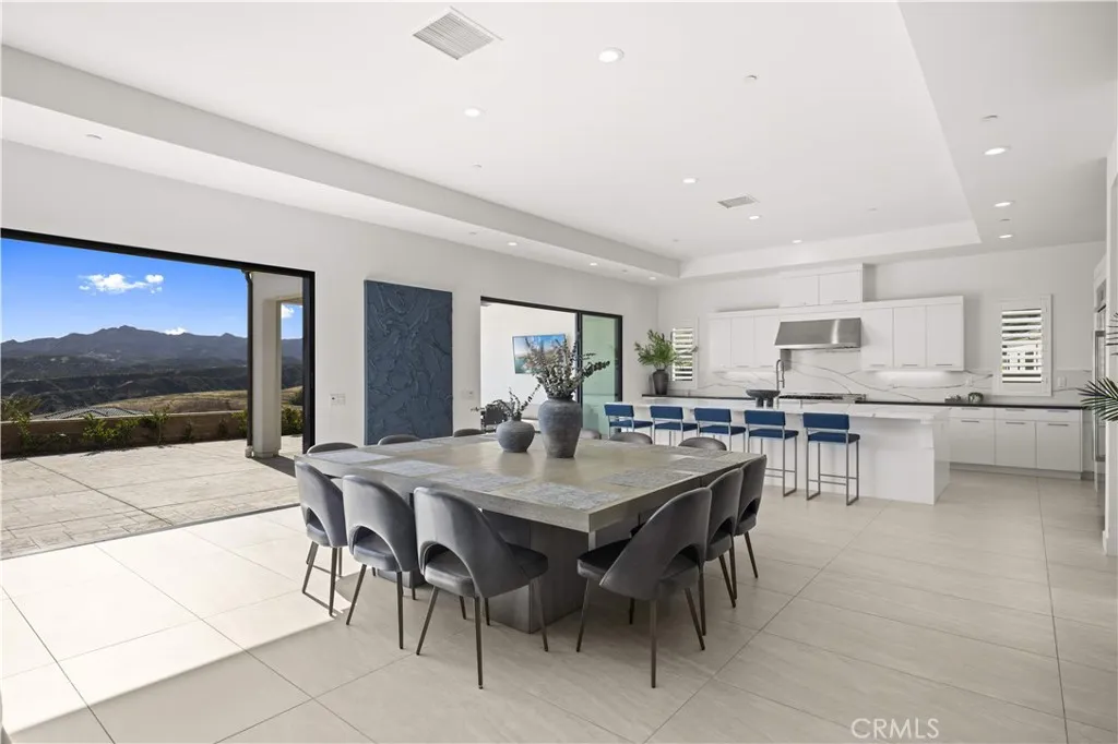 Additional image 32 of 12545 N Silver Spur Court, Porter Ranch, CA 91326