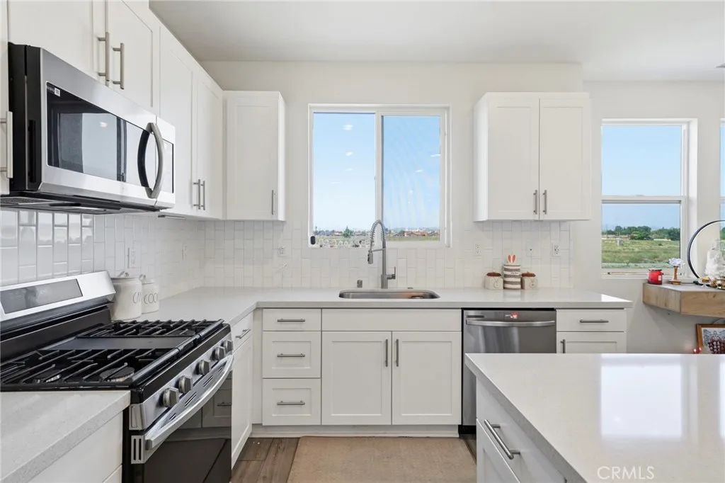 Additional image 4 of 2947 West Lincoln Avenue Unit 3, Anaheim, CA 92801