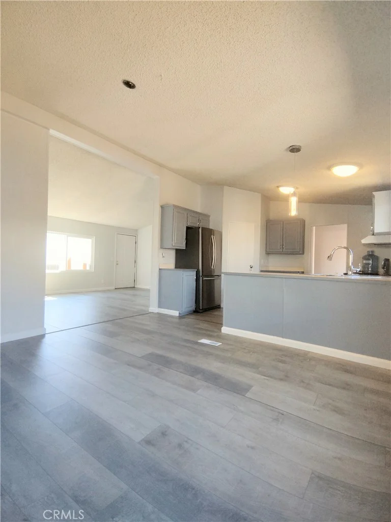 80 E Dawes St Unit 69, Perris, CA 92571 photo 4