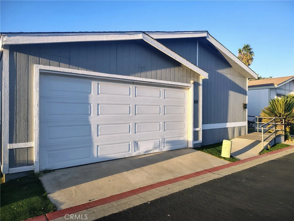 80 E Dawes St Unit 69, Perris, CA 92571 photo 2