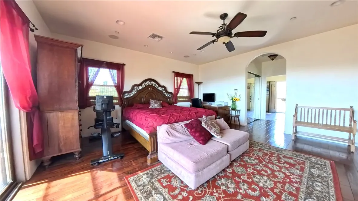 Additional image 36 of 633 Sunnyhill Drive, Los Angeles, CA 90065