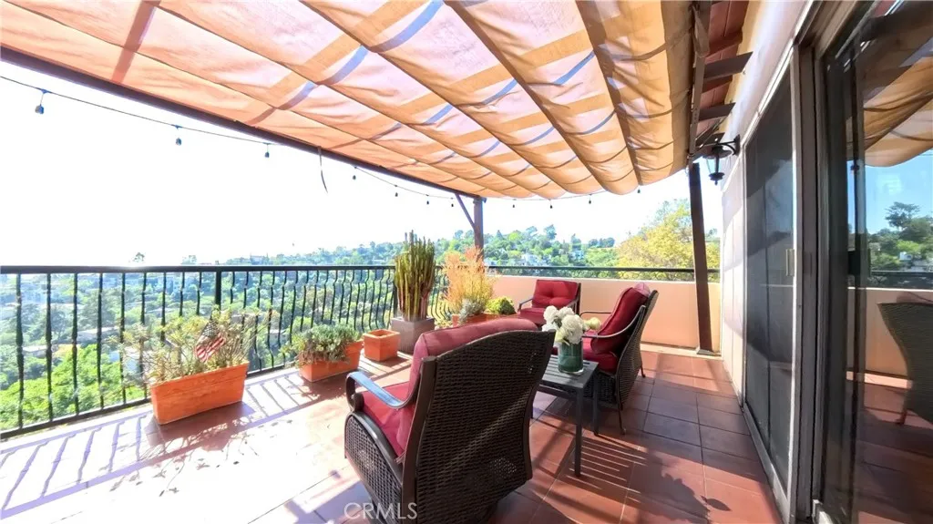 Additional image 32 of 633 Sunnyhill Drive, Los Angeles, CA 90065