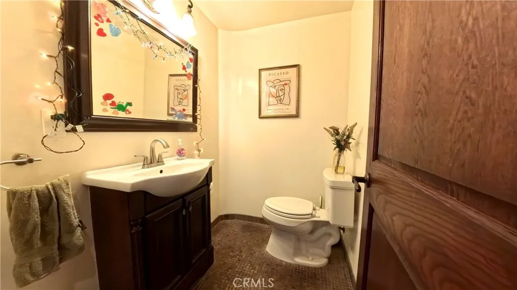 Additional image 56 of 633 Sunnyhill Drive, Los Angeles, CA 90065