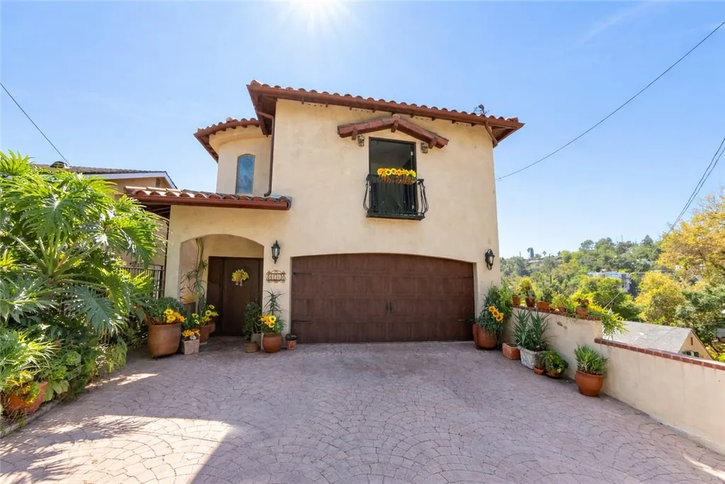 Additional image 2 of 633 Sunnyhill Drive, Los Angeles, CA 90065