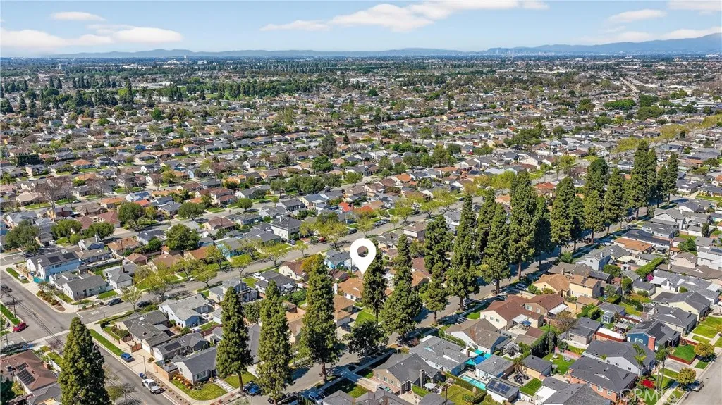 4323 Knoxville Ave, Lakewood, CA 90713