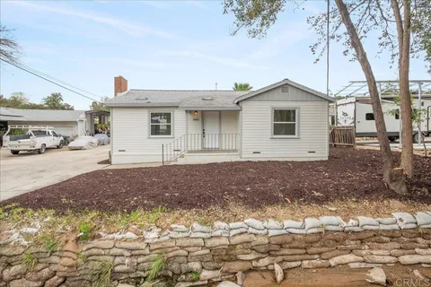 8941 Lakeview Road, Lakeside, CA MLS: PTP2502959