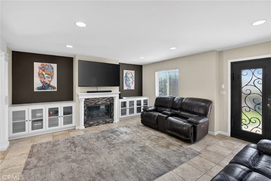 1310 W 1st St, San Pedro, CA 90732