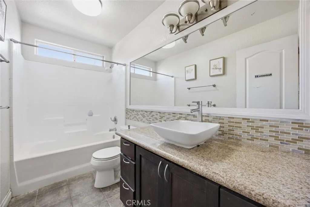 Additional image 71 of 3802 Windflower Avenue, Bakersfield, CA 93313