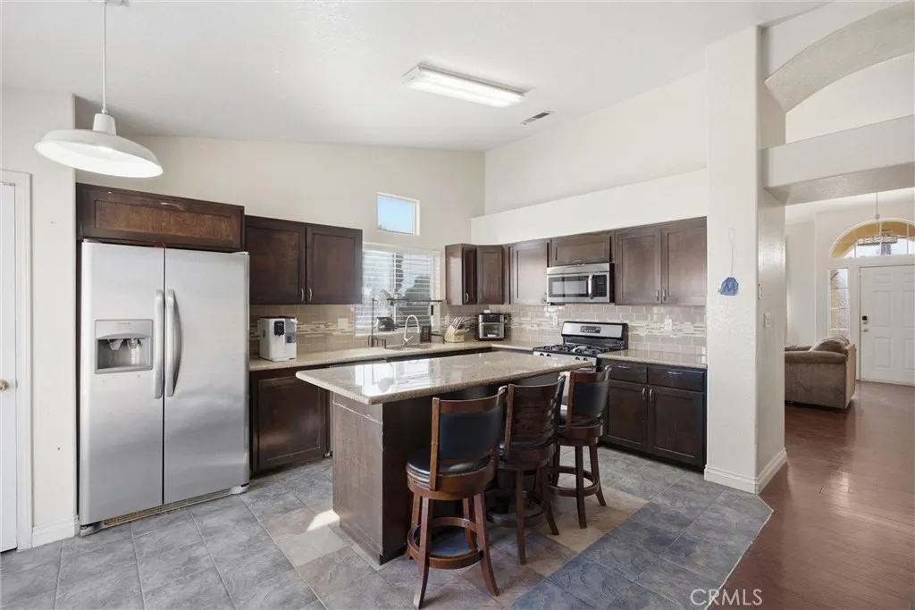 Additional image 58 of 3802 Windflower Avenue, Bakersfield, CA 93313