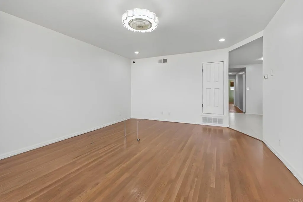 Additional image 24 of 7273 Arillo St, San Diego, CA 92111