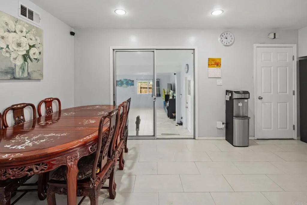 Additional image 79 of 7273 Arillo St, San Diego, CA 92111