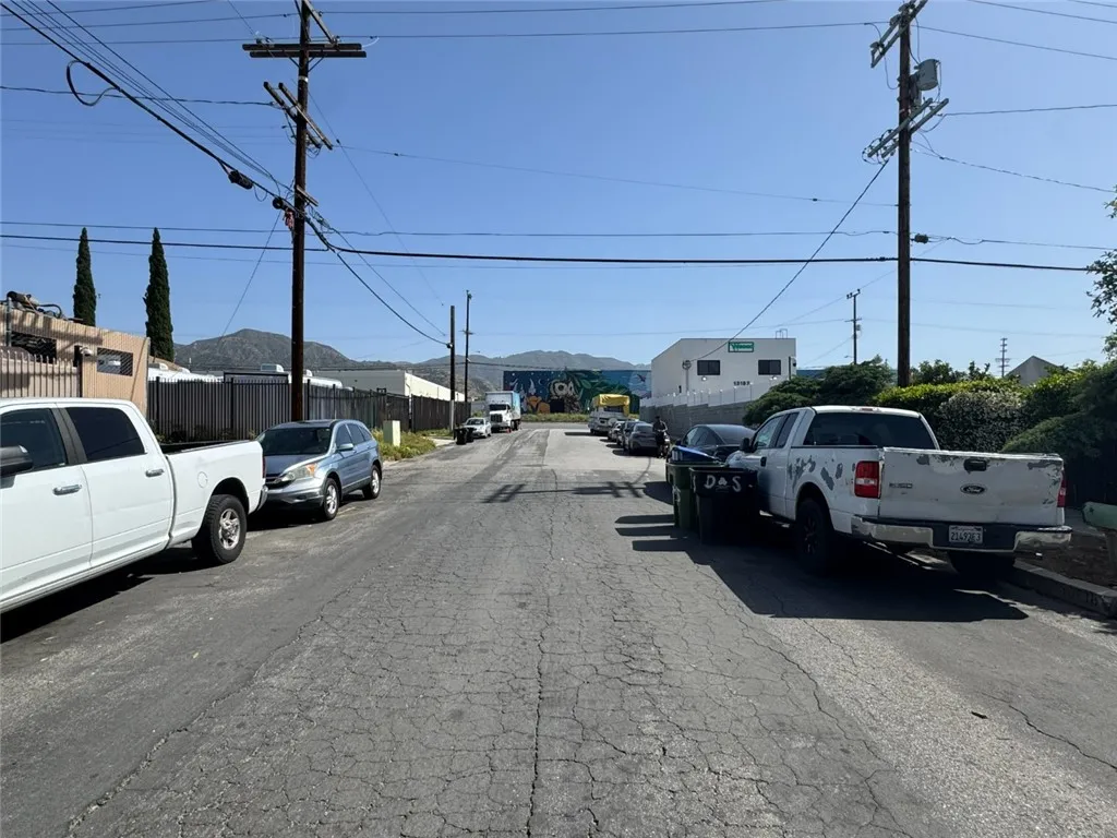 Additional image 41 of 15723 Kadota St, Sylmar, CA 91342