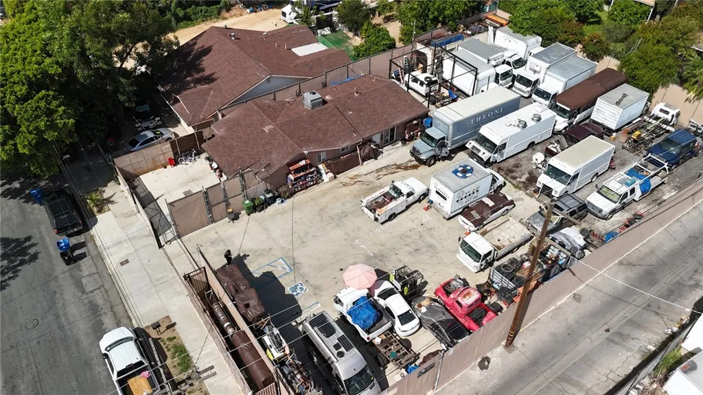 Additional image 2 of 15723 Kadota St, Sylmar, CA 91342