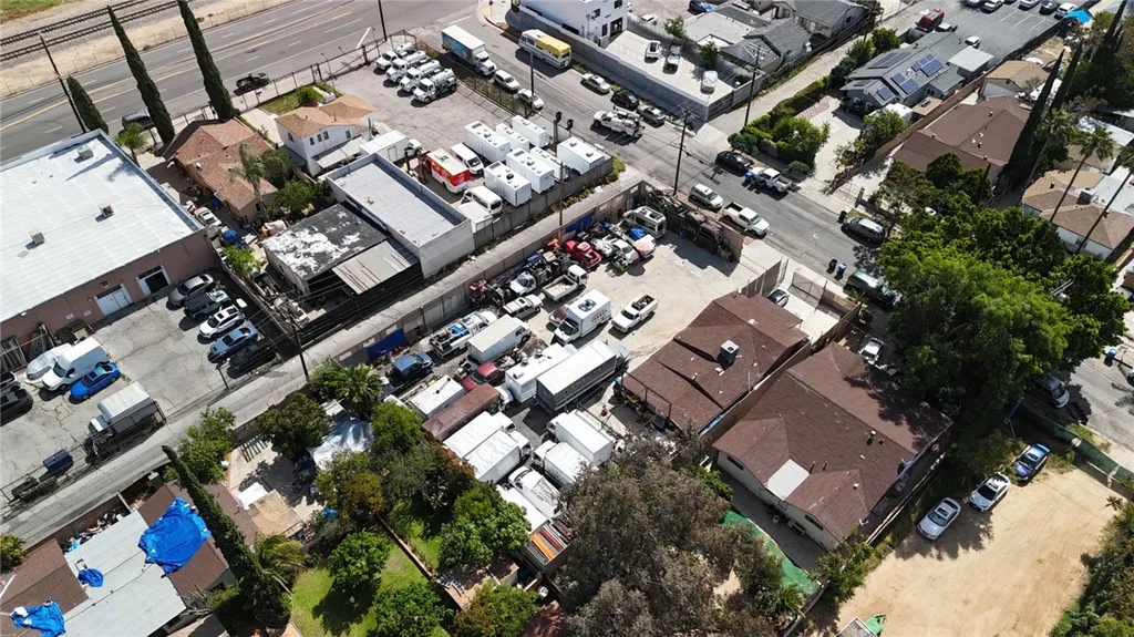 Additional image 4 of 15723 Kadota St, Sylmar, CA 91342