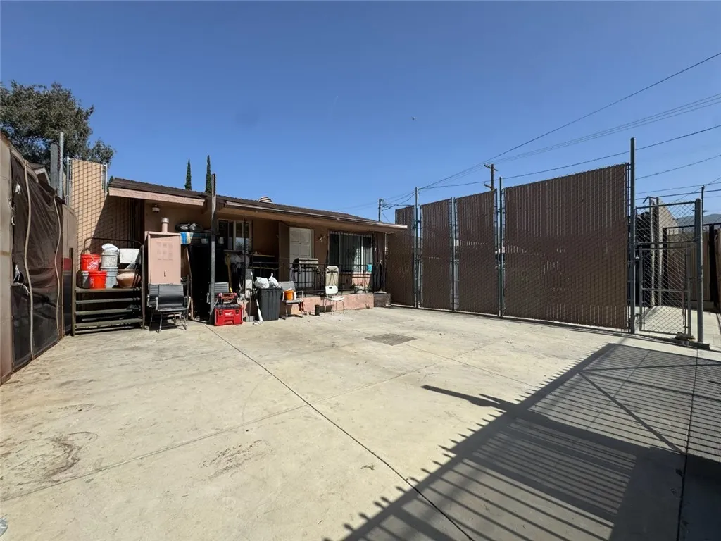 Additional image 28 of 15723 Kadota St, Sylmar, CA 91342