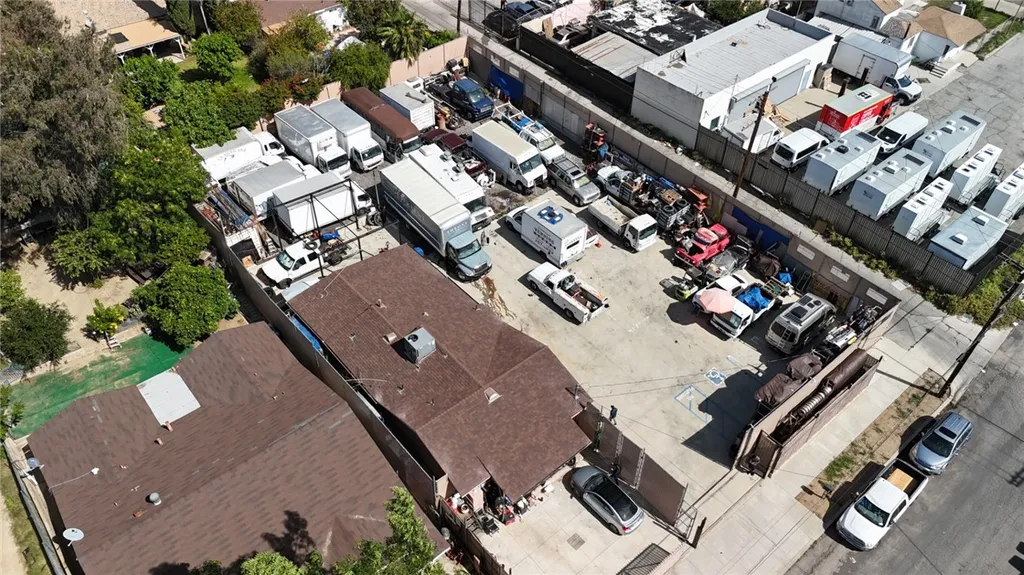 Additional image 3 of 15723 Kadota St, Sylmar, CA 91342