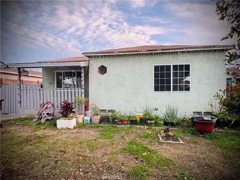 326 E Plymouth Street, Long Beach, CA 90805 - MLS#: DW25029759