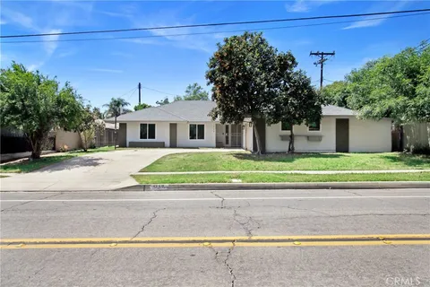 1790 N Sycamore Avenue, Rialto, CA MLS: CV25090281