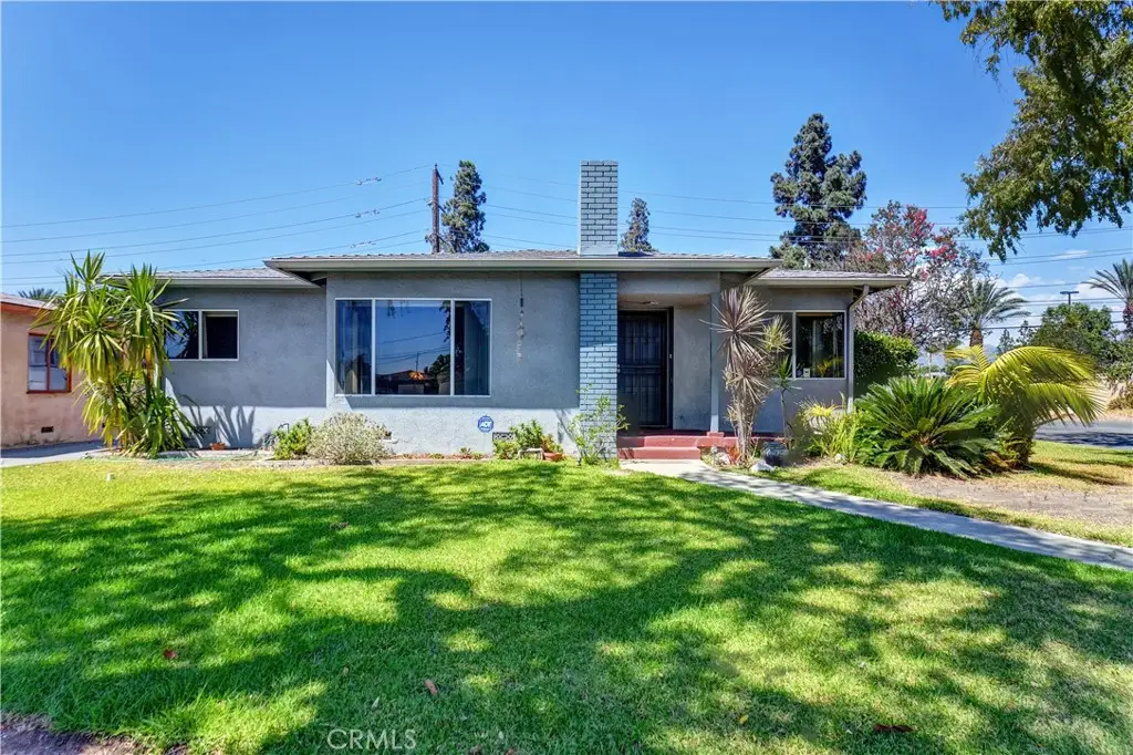 1237 E Elgenia, West Covina, CA 91790