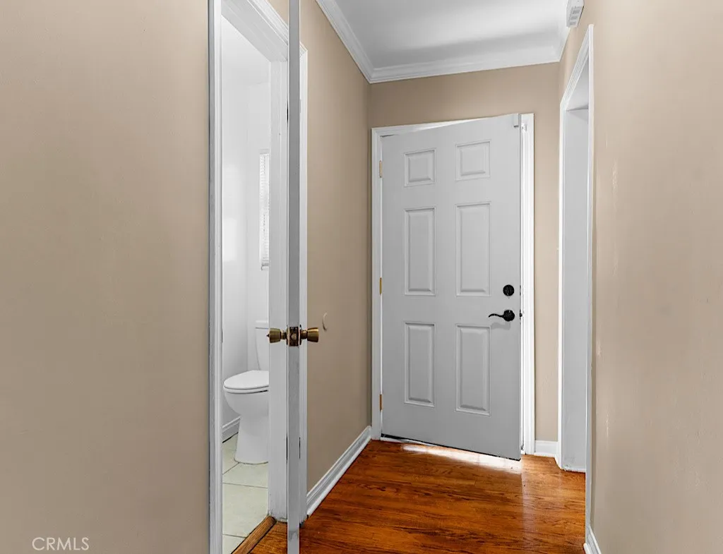 Additional image 21 of 16637 Victory Boulevard, Van Nuys, CA 91406