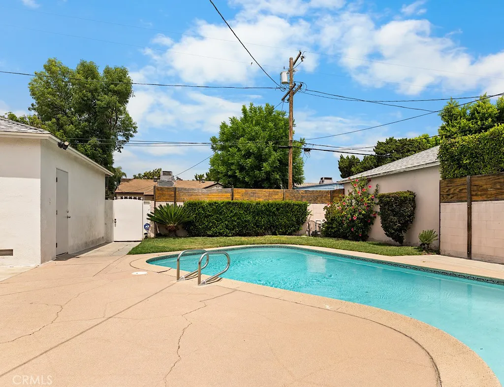 Additional image 16 of 16637 Victory Boulevard, Van Nuys, CA 91406