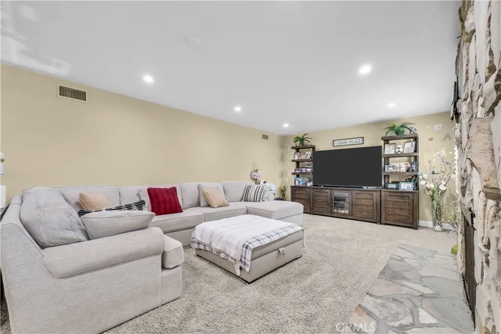 Additional image 9 of 6019 Magnolia Ave, Rialto, CA 92377