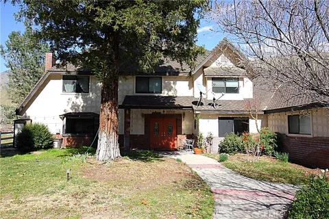 132 Rio Del Loma St, Kernville, CA MLS: BB25046818