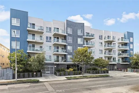 105 S Mariposa Avenue Unit 209, Los Angeles, CA MLS: SB25058307