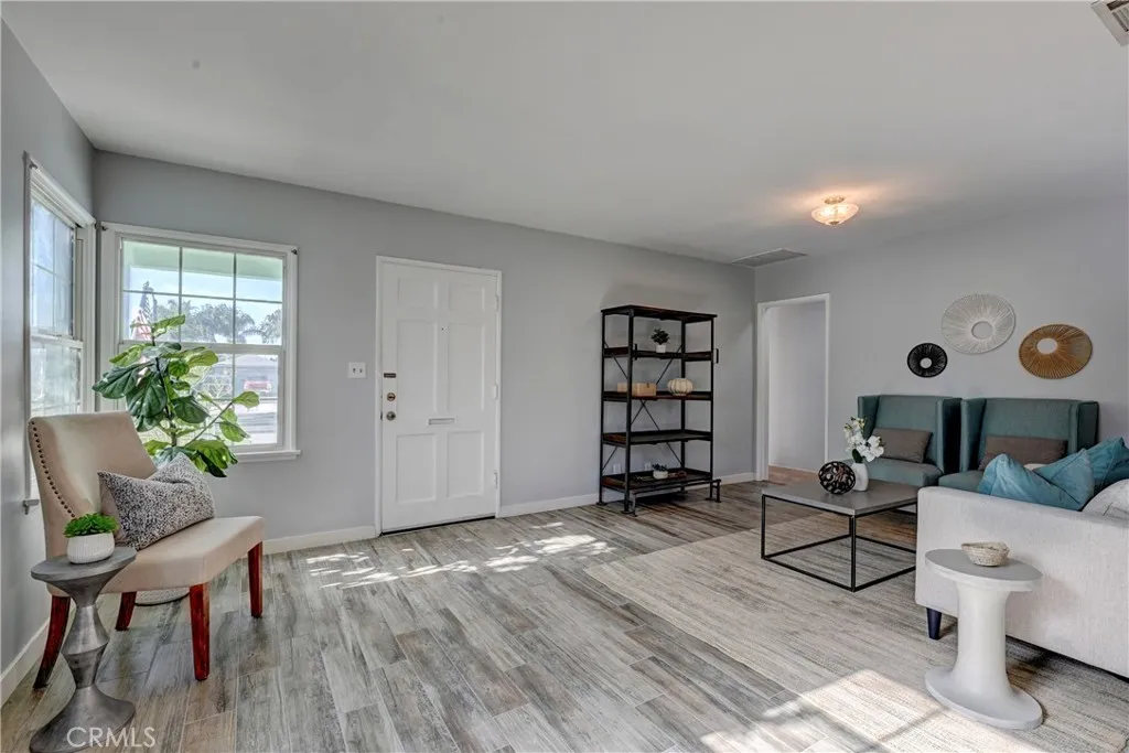 Additional image 4 of 2101 W Ash Ave, Fullerton, CA 92833